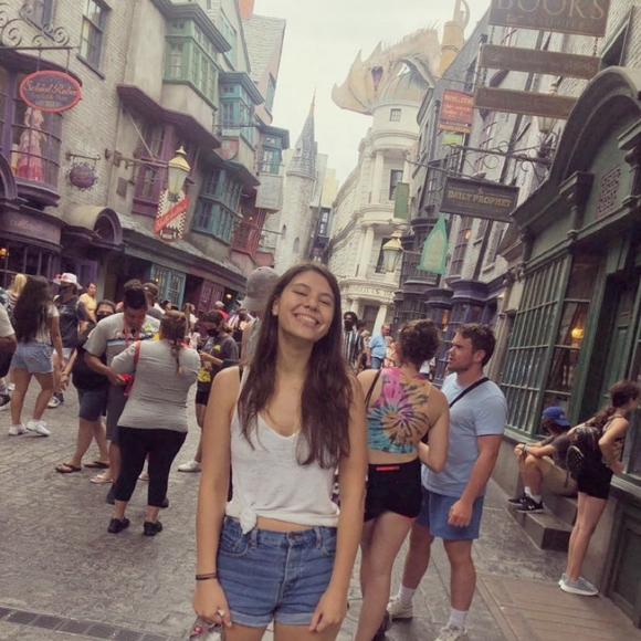 Meet your Posher, Reagan - Picture 1 of 1